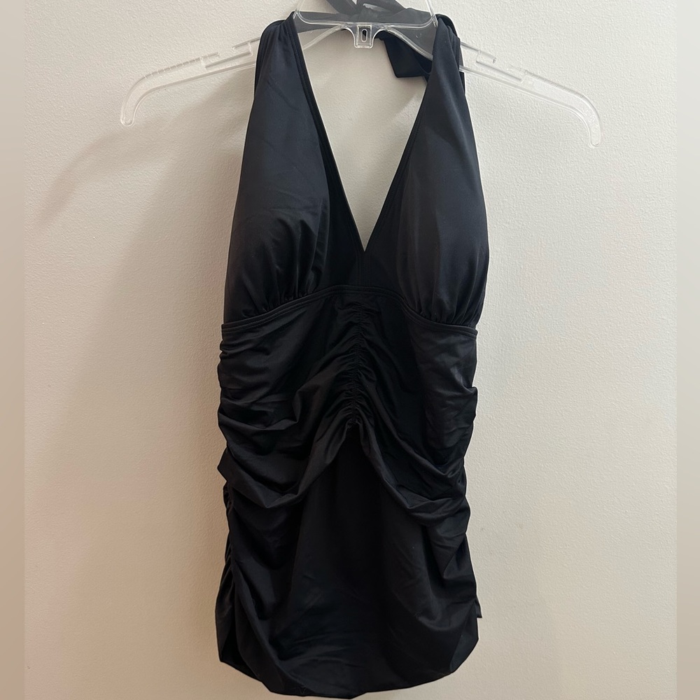 Size 14 Black 🖤 SPANX Halter Tankini Top